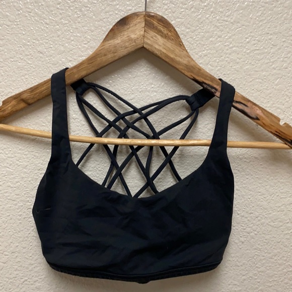 lululemon athletica Other - Lululemon Sports Bra Size 6